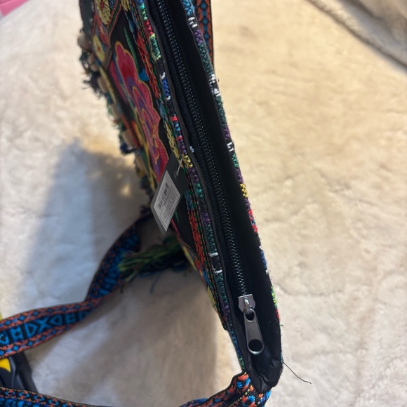 NEW Crossbody Bag Black Fabric Floral Embroidered Boho Wood Beads Fringe NWT - Picture 11 of 16